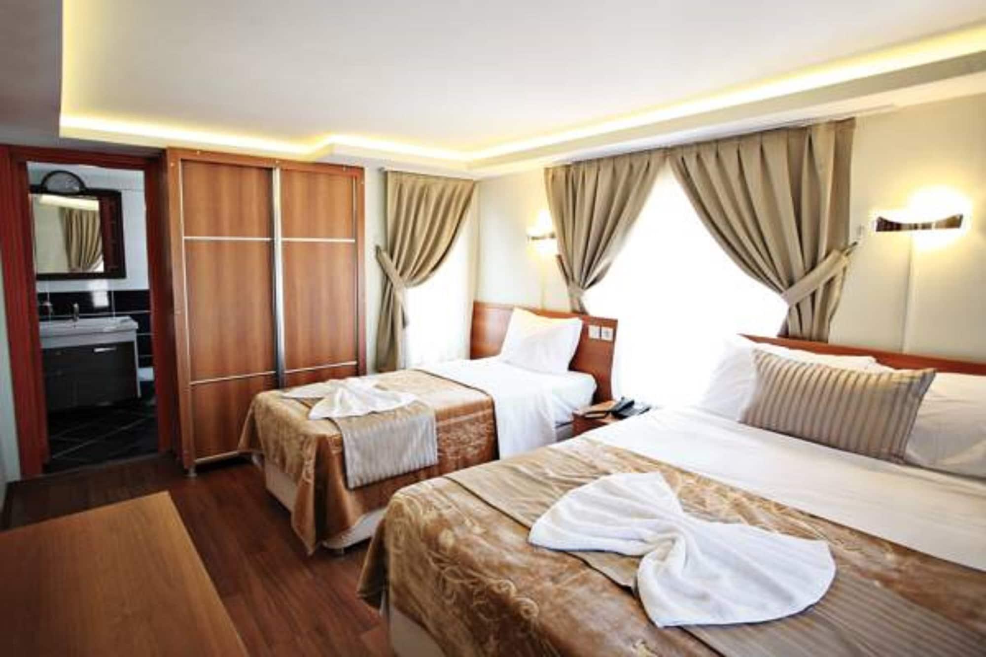 Taksim Palace Hotel Istambul Extérieur photo