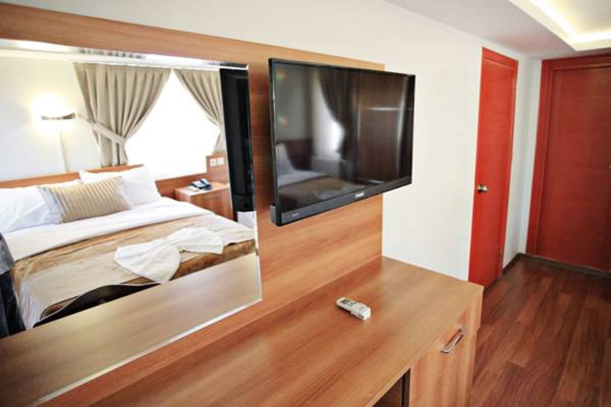Taksim Palace Hotel Istambul Extérieur photo