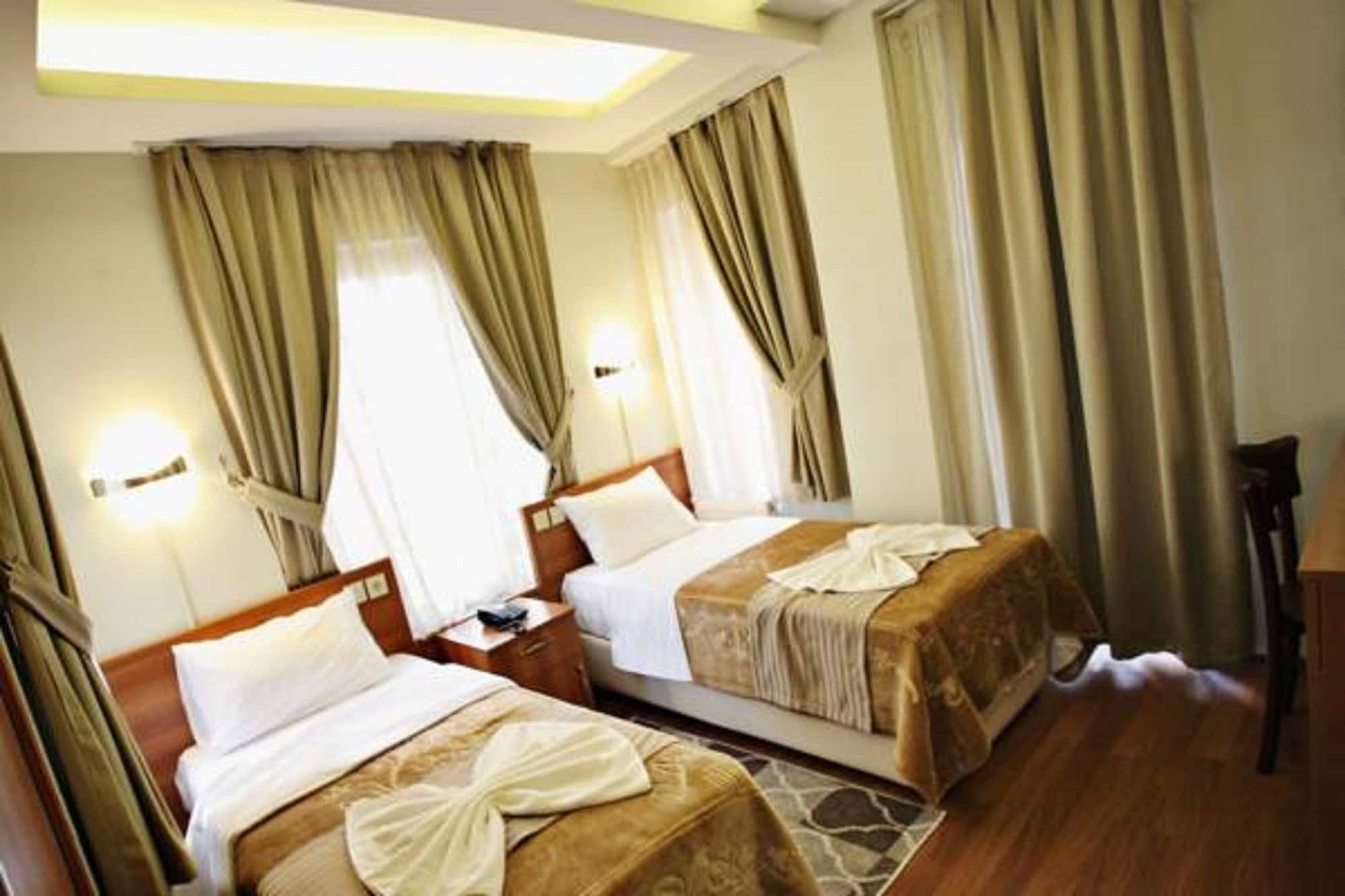 Taksim Palace Hotel Istambul Extérieur photo
