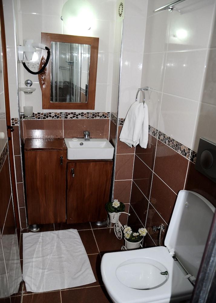 Taksim Palace Hotel Istambul Extérieur photo