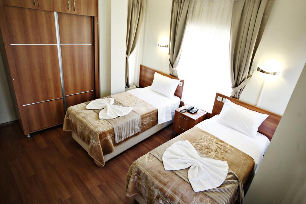 Taksim Palace Hotel Istambul Chambre photo